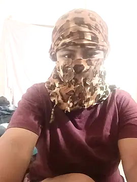 Snapshot of Shazfairy chatting on 10-02-25, 07:21 Shazfairy online show from 10-02-25, 07:21