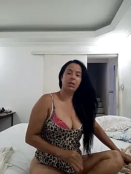 lucineia7 online show from 04-04-26, 06:49