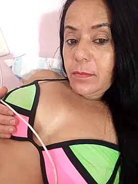 lucineia7 online show from 04-07-26, 05:30