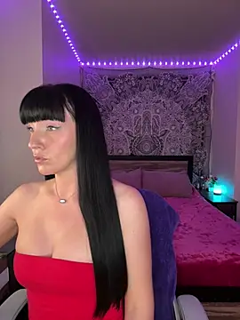 Snapshot of MaciiMayy chatting on 04-24-26, 11:51 MaciiMayy online show from 04-24-26, 11:51