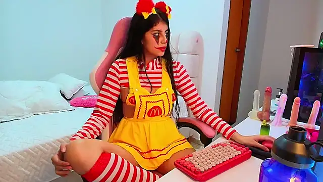 Julieta Rose19 online show from 11-01-25, 04:03