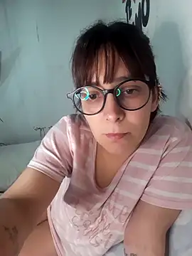 Snapshot of catperigosa chatting on 09-28-25, 10:26 catperigosa online show from 09-28-25, 10:26