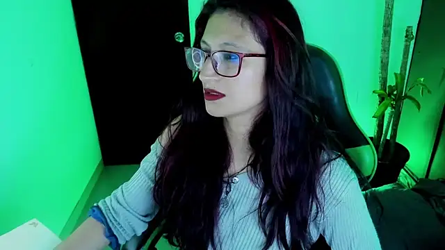 VictoriaSpenser online show from 11-23-25, 03:06