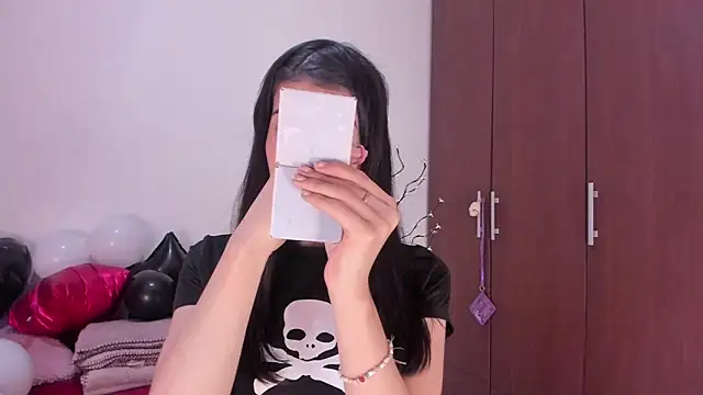 ScarlettRosetti online show from 01-17-26, 12:37