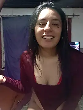 Snapshot of lucixxx14 chatting on 10-10-25, 04:55 lucixxx14 online show from 10-10-25, 04:55