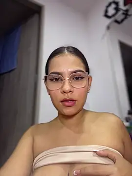 Valery lux16 online show from 03-21-26, 03:04