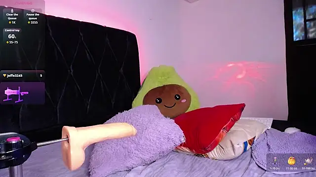 Snapshot of viviana_simmons28 chatting on 10-31-25, 07:15 viviana simmons28 online show from 10-31-25, 07:15