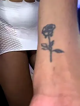 Snapshot of BoomChikaWow chatting on 10-26-25, 11:09 BoomChikaWow online show from 10-26-25, 11:09