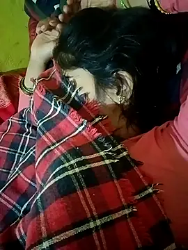 Snapshot of barsha27a chatting on 10-10-25, 04:39 barsha27a online show from 10-10-25, 04:39