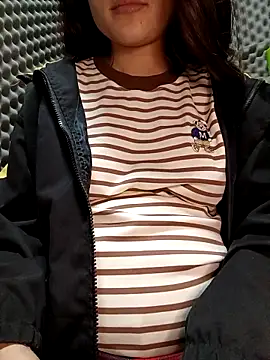 Pipi23  online show from 11-19-25, 03:01