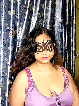 Snapshot of Big_Ass_Nikita chatting on 10-19-25, 11:00 Big Ass Nikita online show from 10-19-25, 11:00