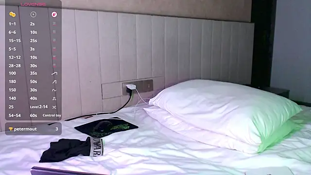 Vaso69  online show from 11-01-25, 03:14