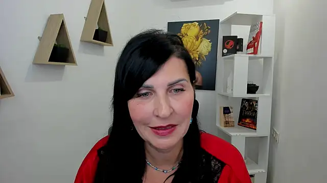 Moon Veloure1 online show from 09-30-25, 07:41