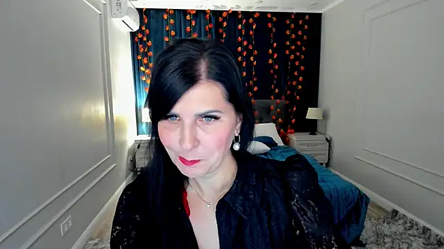 Moon Veloure1 online show from 11-15-25, 03:48