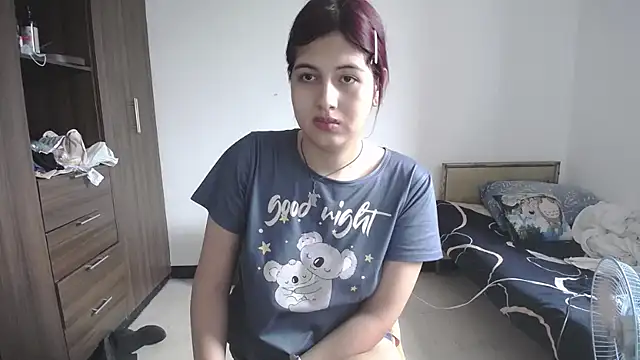 Snapshot of Mirage_Sertori chatting on 05-06-26, 05:18 Mirage Sertori online show from 05-06-26, 05:18