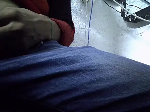 Snapshot of HungHangup chatting on 09-22-25, 02:30 HungHangup online show from 09-22-25, 02:30