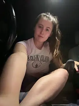 Snapshot of Ivybluexox chatting on 11-05-25, 09:26 Ivybluexox online show from 11-05-25, 09:26