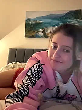 Snapshot of Ivybluexox chatting on 11-09-25, 10:19 Ivybluexox online show from 11-09-25, 10:19