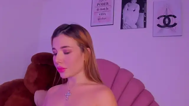Snapshot of nicol_gw7 chatting on 07-09-26, 12:37 nicol gw7 online show from 07-09-26, 12:37