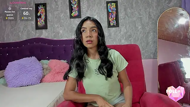 Lauren smiles online show from 02-22-26, 07:56