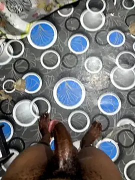 BlackCurvyDickk online show from 10-31-25, 12:33