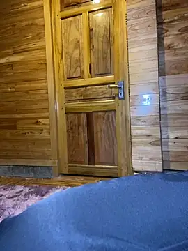 violet-00 online show from 11-14-25, 01:15