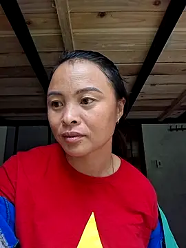 Snapshot of xuxulovezz chatting on 10-26-25, 04:40 xuxulovezz online show from 10-26-25, 04:40