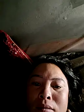 Snapshot of xuxulovezz chatting on 11-01-25, 11:07 xuxulovezz online show from 11-01-25, 11:07