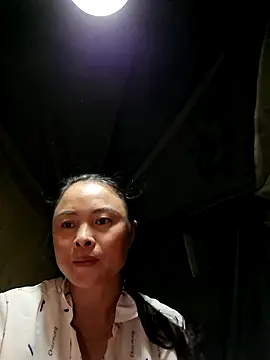 Snapshot of xuxulovezz chatting on 11-02-25, 01:57 xuxulovezz online show from 11-02-25, 01:57