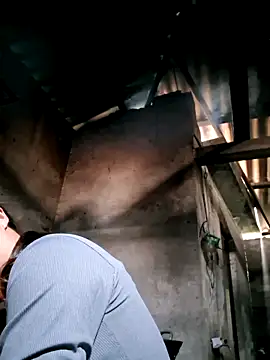 Snapshot of xuxulovezz chatting on 11-05-25, 05:18 xuxulovezz online show from 11-05-25, 05:18