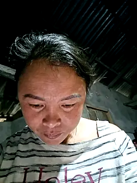 Snapshot of xuxulovezz chatting on 11-12-25, 12:22 xuxulovezz online show from 11-12-25, 12:22