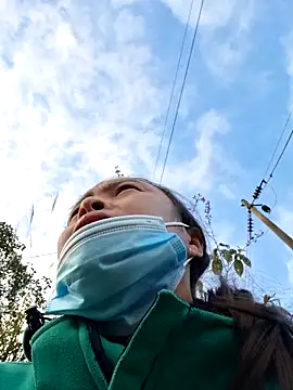 Snapshot of xuxulovezz chatting on 11-24-25, 12:21 xuxulovezz online show from 11-24-25, 12:21