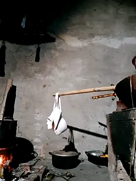 xuxulovezz online show from 03-26-26, 12:00