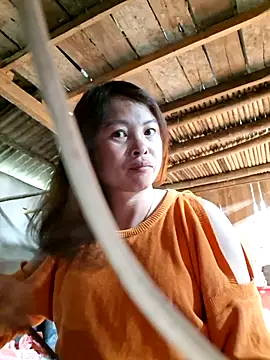 xuxulovezz online show from 04-07-26, 12:55