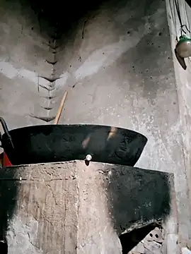 xuxulovezz online show from 04-23-26, 12:29