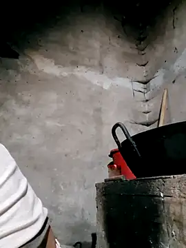 xuxulovezz online show from 04-26-26, 03:48