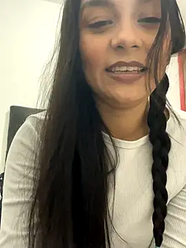 Snapshot of Selene_Wings22 chatting on 10-19-25, 10:21 Selene Wings22 online show from 10-19-25, 10:21