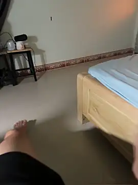 Helen-Tran online show from 10-10-25, 05:28