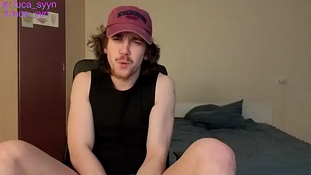 Snapshot of luca_syn chatting on 03-06-26, 07:21 luca syn online show from 03-06-26, 07:21