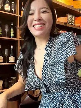 YINGZI-666 online show from 10-17-25, 02:26