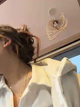    Dorry02    online show from 10-31-25, 10:27