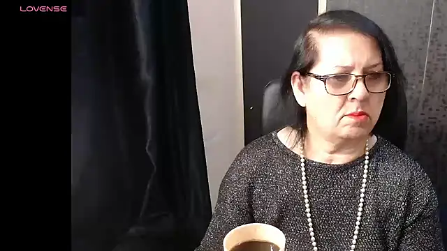 MissSanjanne online show from 04-15-26, 02:29