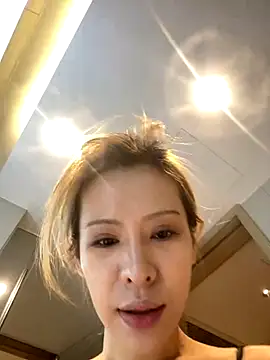 miumiu-66 online show from 10-20-25, 03:01