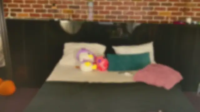 MeganSin  online show from 11-15-25, 05:49