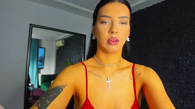 Snapshot of MeganSin_ chatting on 01-11-26, 06:07 MeganSin online show from 01-11-26, 06:07