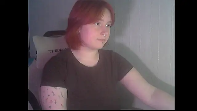 cranberryAlissa online show from 10-15-25, 05:02