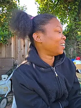 Snapshot of tokyobelle chatting on 03-25-26, 04:13 tokyobelle online show from 03-25-26, 04:13