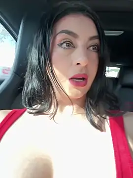 LlianneDiamond1 online show from 12-13-25, 08:04