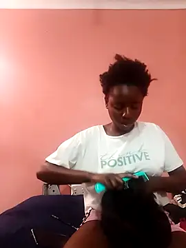 HotPetite 25 online show from 11-08-25, 04:40