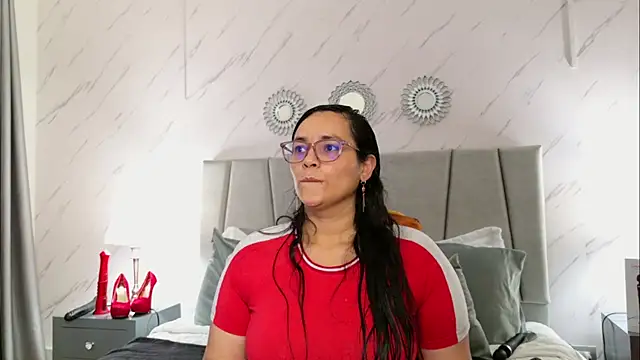 Michell Monet online show from 04-21-26, 12:00